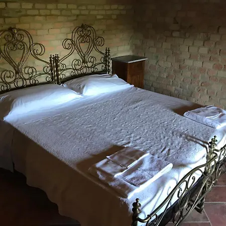 Agriturismo La Collina Del Sole Farmház Varano Marchesi