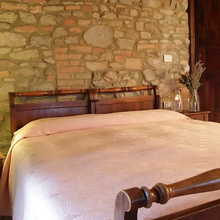 Agriturismo La Collina Del Sole * Varano Marchesi