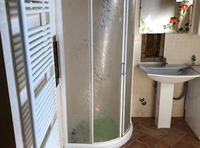 Agriturismo La Collina Del Sole * Varano Marchesi