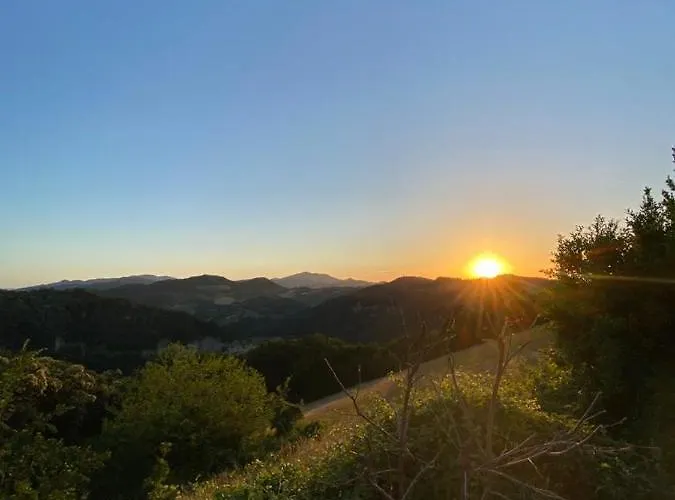 Agriturismo La Collina Del Sole Alloggio per agriturismo *